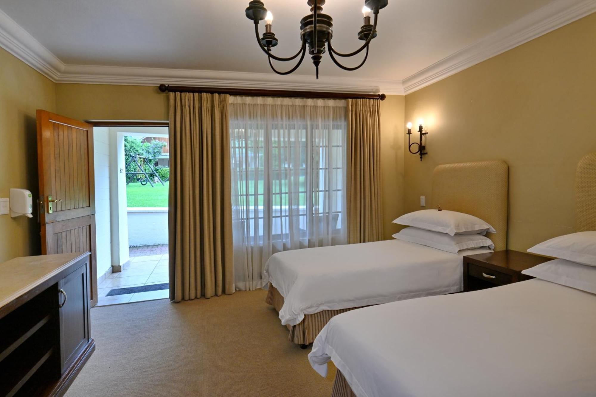 Champagne Castle Hotel Champagne Valley Chambre photo